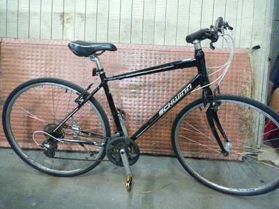 SCHWINN(シュウィン) 700Cクロス ...