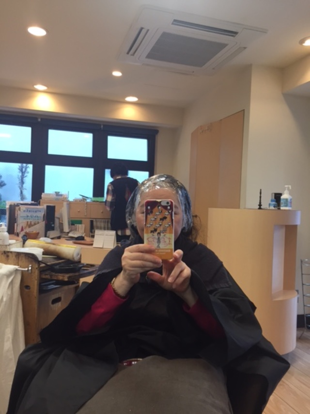 美容院へ
