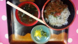 しらす丼も画像