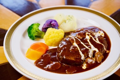 デミグラスハンバーグ