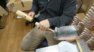 木柄打ち込み