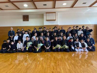 21年度卒業生を祝う会