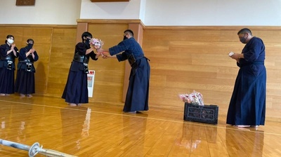 卒業生を祝う会