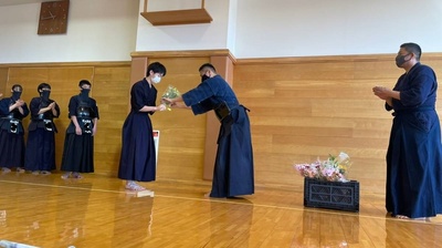 卒業生を祝う会
