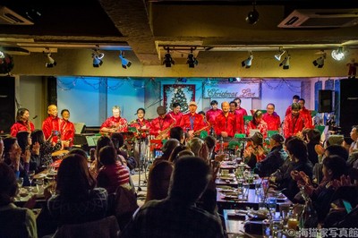 16th Xmas Live