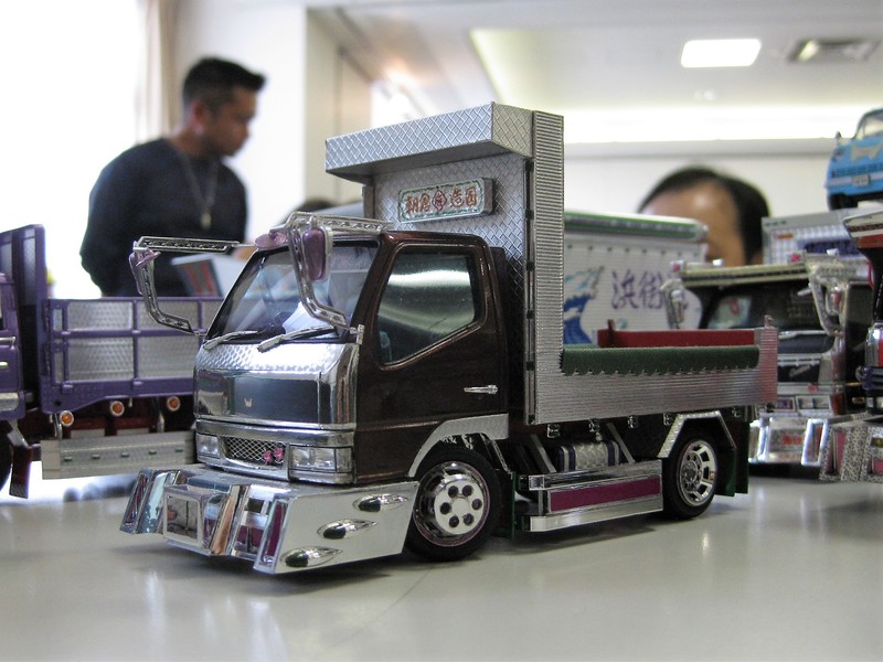 MODELCAR Nuz 2018夏 - SMALL 倶楽部