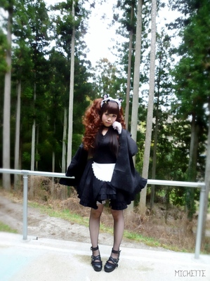 黒猫耳和風メイド コスプレ。1