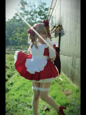 赤メイド コスプレ。2