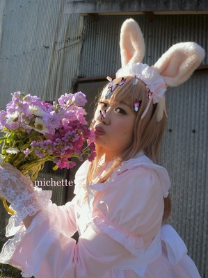ピンクうさみみピンクメイドコスプレ。4