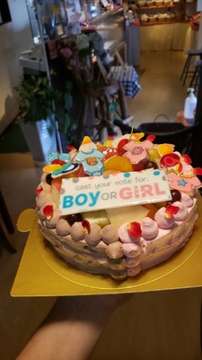ジェンダーリビールケーキ