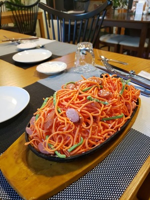 ナポリタンのケーキ